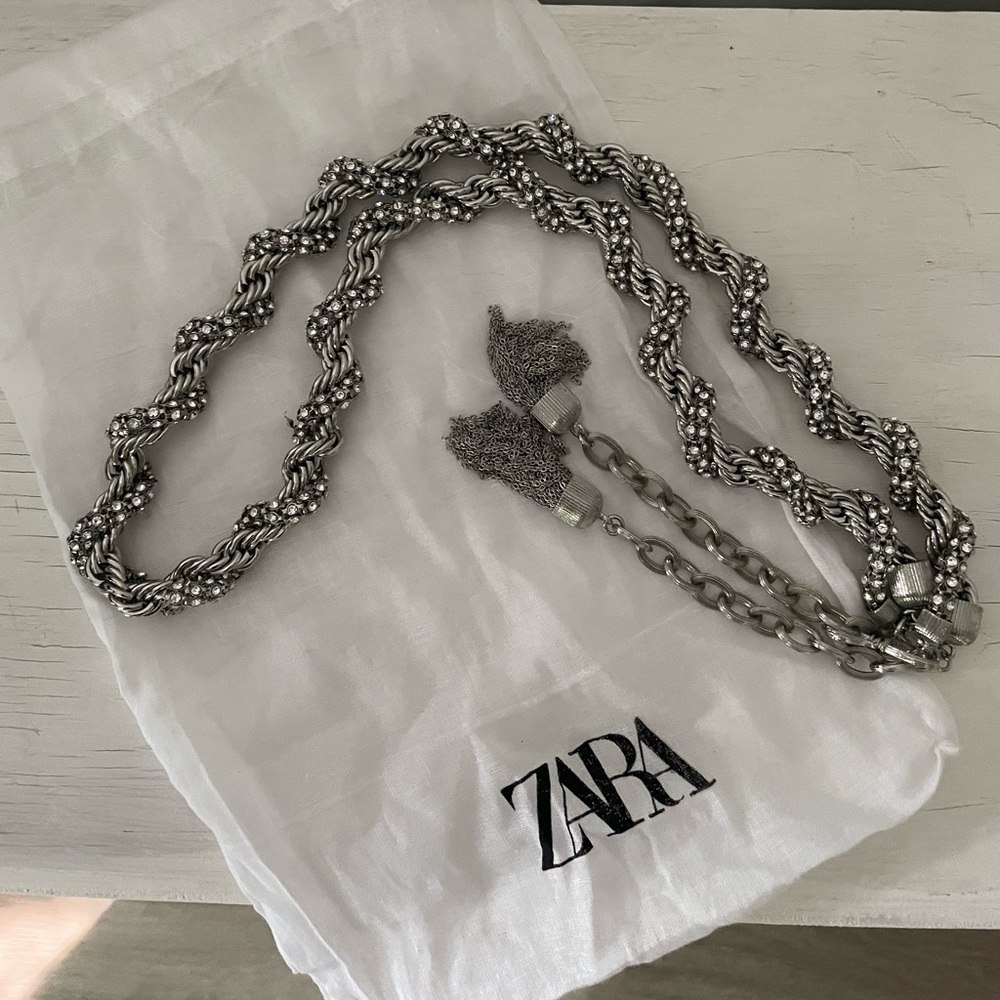 Zara Rhinestone Chain Belt. Size US 32. Silver.